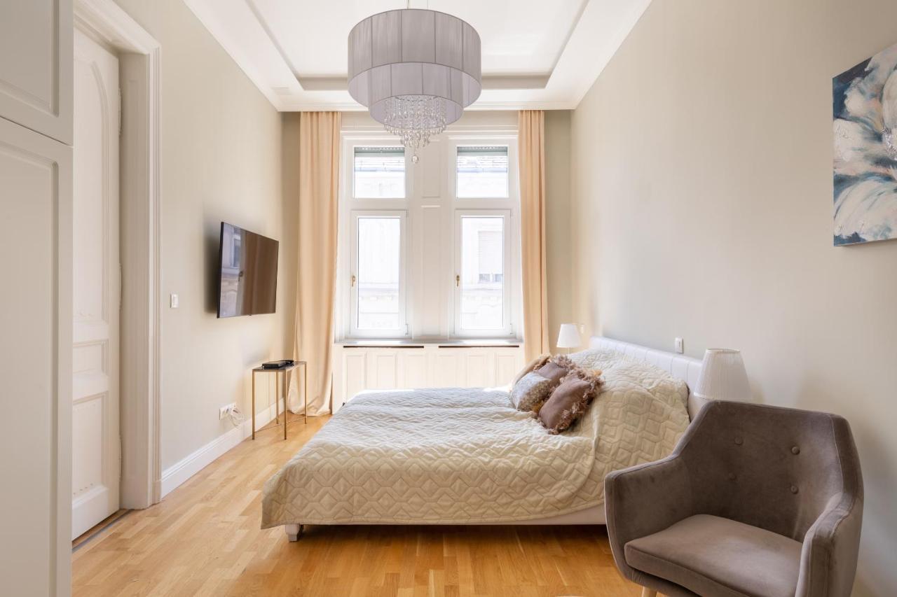 Designer Luxury Home In The Jewish Quarter Budapest Esterno foto